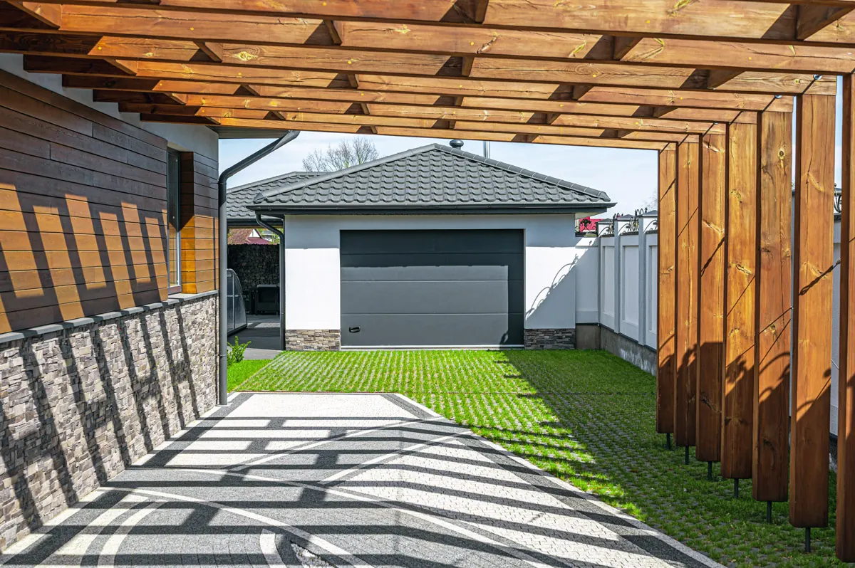 Referenzprojekt Zimmerei Kappler: Holz-Carport Douglasie in Calw