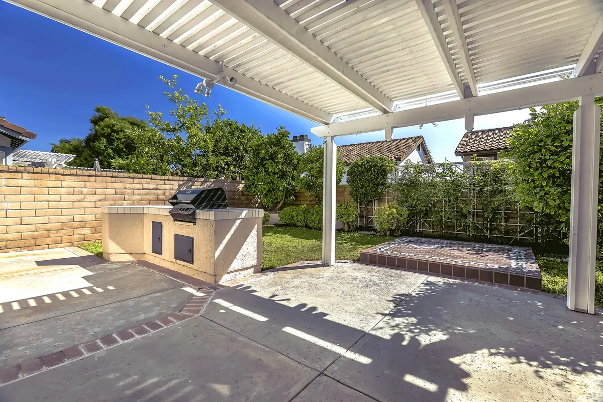Referenzprojekt Zimmerei Kappler: Holz-Pergola am Wohnhaus in Pforzheim